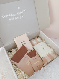 Rosy Reset Gift Box (Medium)
