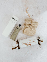 Snuggly Bub Gift Cracker