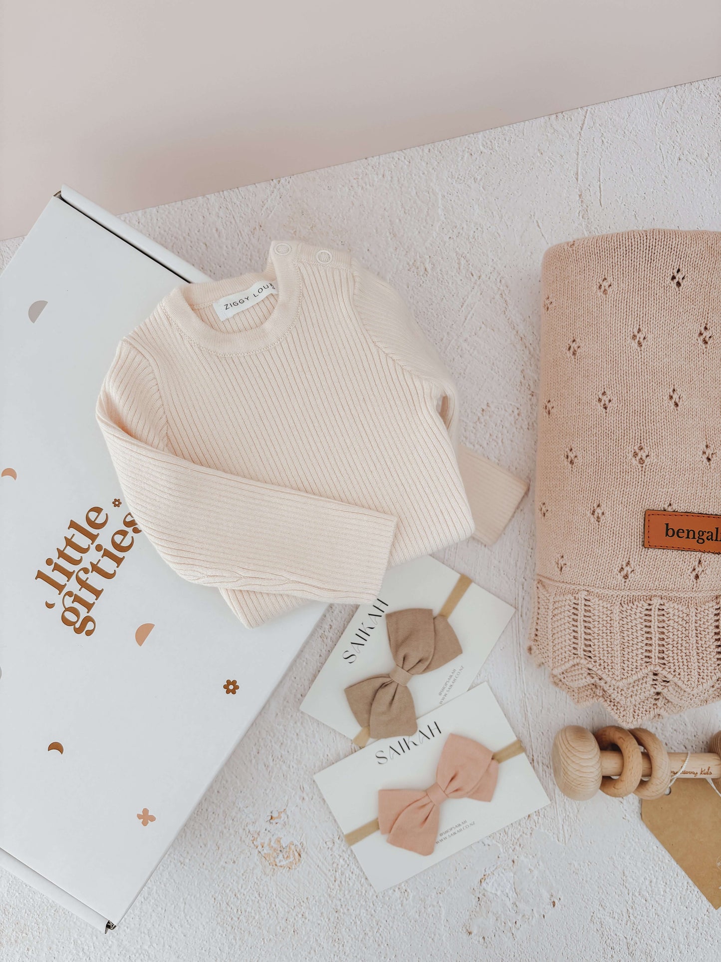 Little Gifties Baby Gift Blush Baby Gift Box (Large)